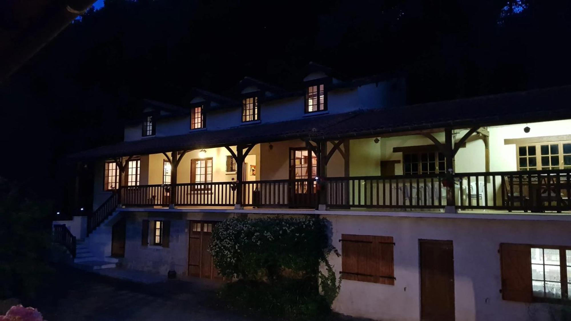 Villa Confortable A Milhars Avec Piscine Privee Экстерьер фото